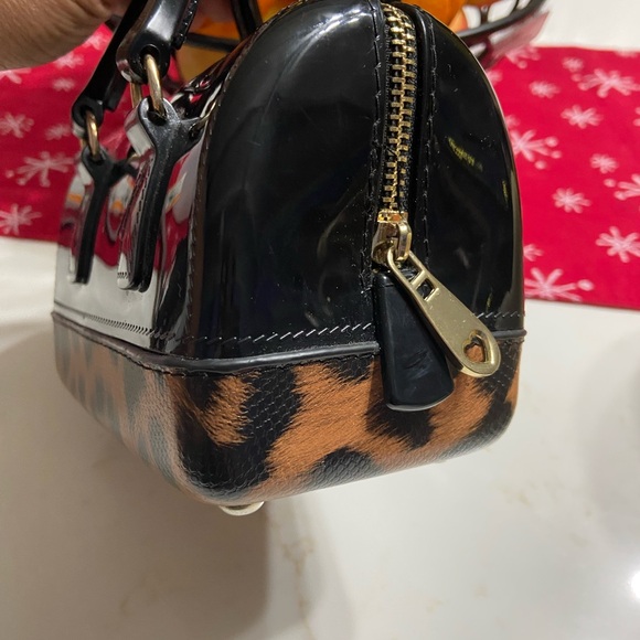 Black Patent Leather CHEETAH Doctors Mini Handbag - Picture 2 of 9
